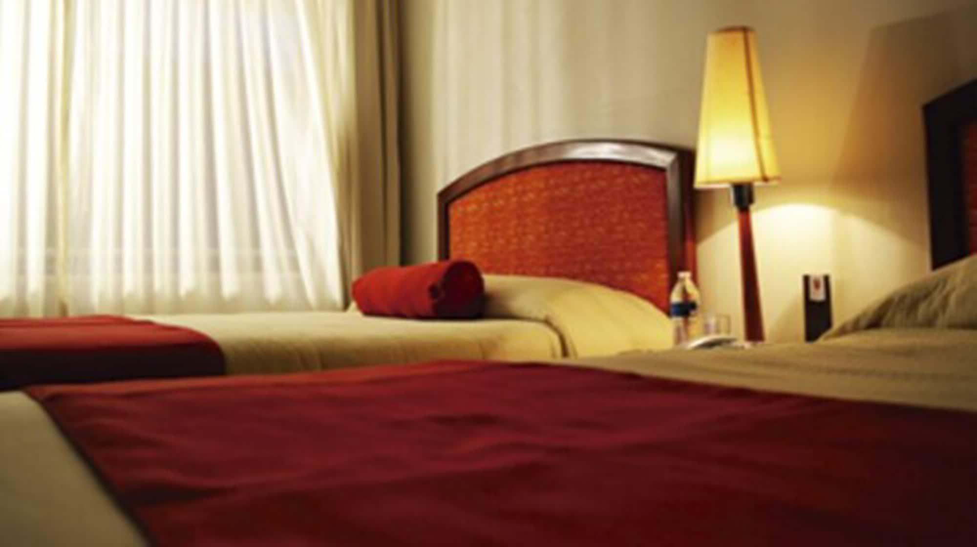 Hotel Mediterraneo Sa De Cv Тулансінго Екстер'єр фото