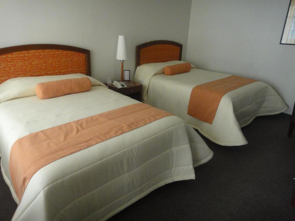 Hotel Mediterraneo Sa De Cv Тулансінго Номер фото